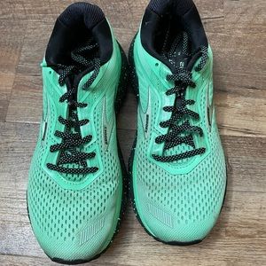 Women’s Brooks Ghost 12 Splash pack